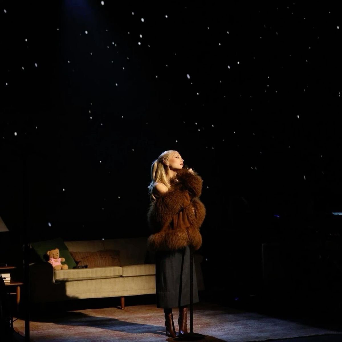 3 months until the eternal sunshine tour 𖦹 ☼ ⋆｡˚⋆ฺ ♡