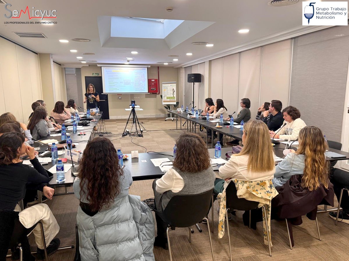 semicyuc's tweet photo. El Grupo de Trabajo de Metabolismo y Nutrición de la SEMICYUC ha celebrado ayer y hoy en Madrid su reunión semestral. Nuestros socios, junto a los que se conectaron online, han podido avanzar en los proyectos del grupo, su participación en las diferentes actividades de la SEMICYUC y debatir nuevas líneas de trabajo. Gracias a @FreseniusKabi por su colaboración en esta reunión.
#medicinaintensiva #gtmyn #intensivistas