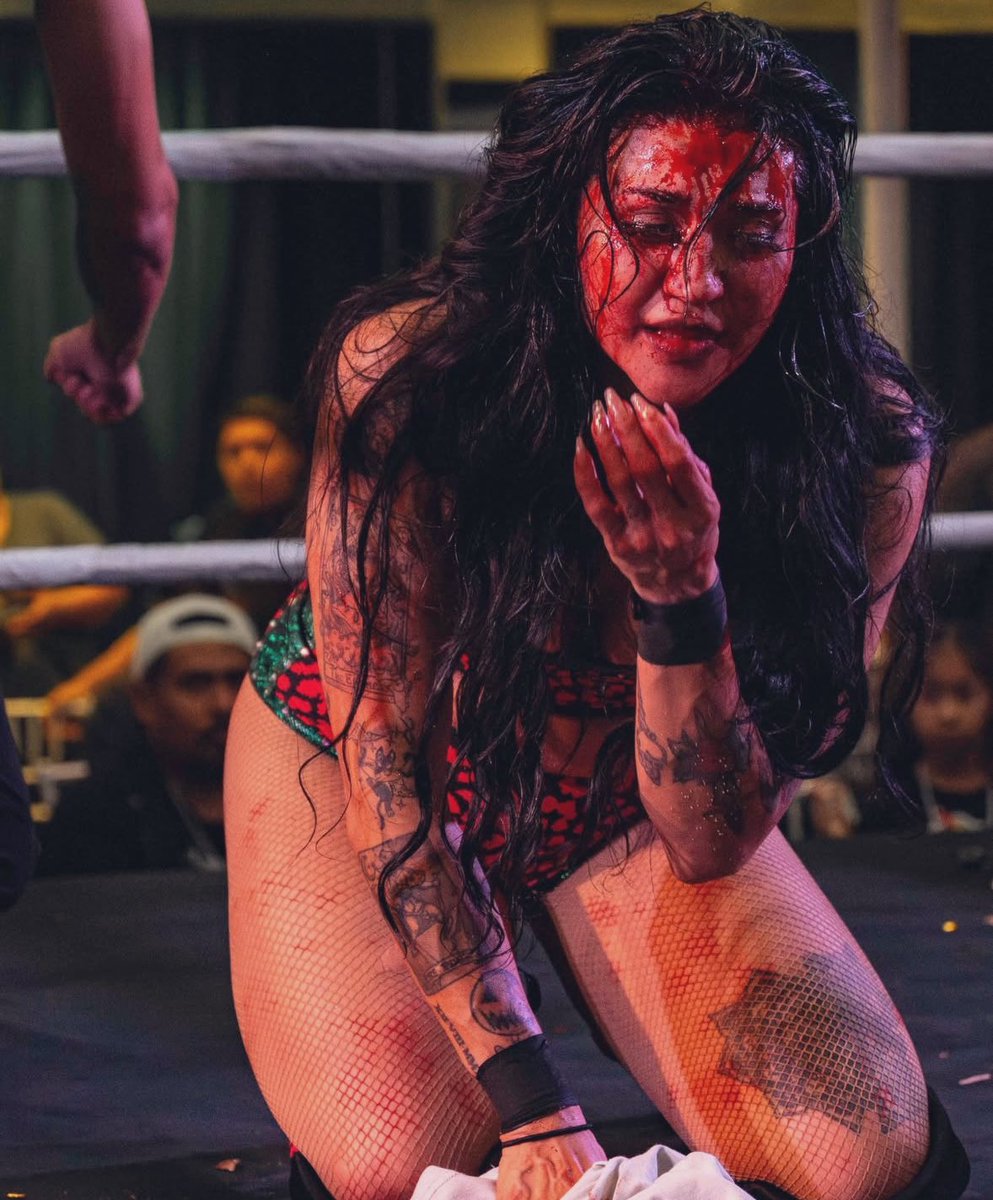 “GTG” Theee GAWWWWD tweet media