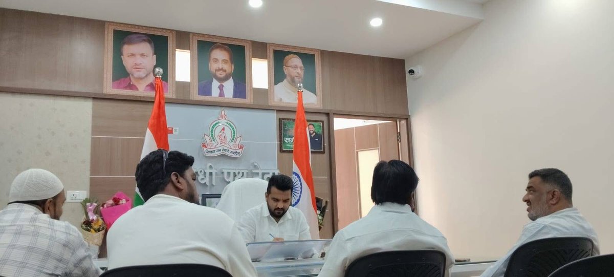 sameer_sajid_'s tweet photo. AIMIM Opposition Leader Sameer Sajid builder At municipal corporation Aurangabad https://t.co/MowIvIlhTl