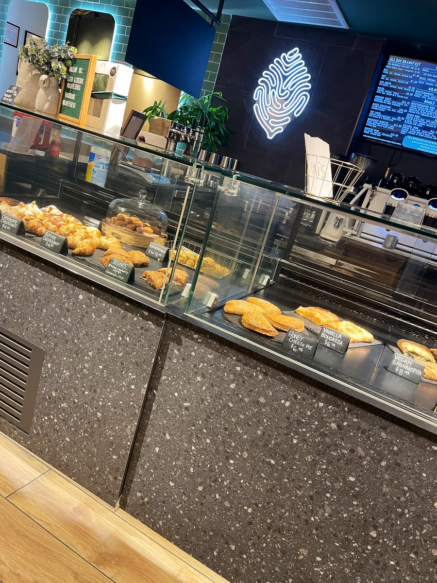 Miss Kelly tweet media