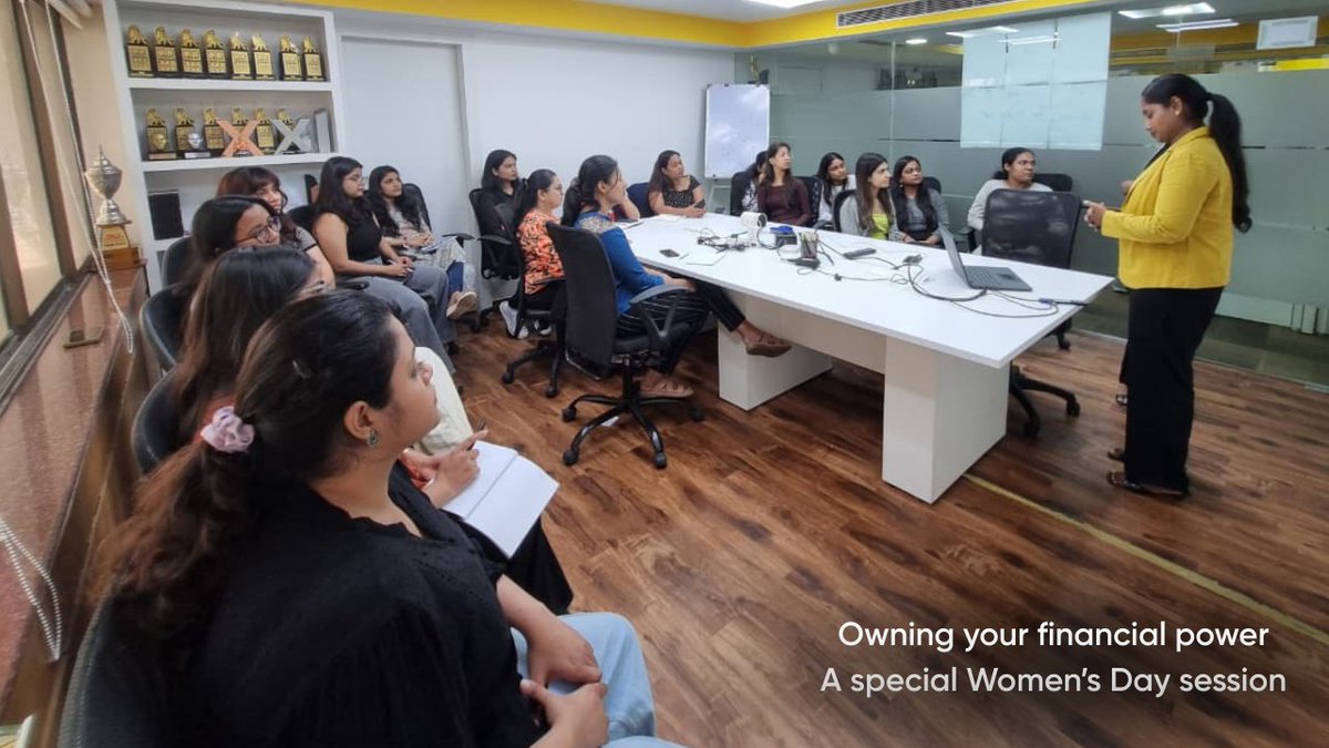 Ethinos's tweet image. Some conversations stay long after the room empties.
At Ethinos, Women’s Day wasn’t just a celebration—it was about reflection, shared journeys, and owning financial power through smarter saving and investing.
Happy Women’s Day! ✨

#agencylife #WorkLifeBalance