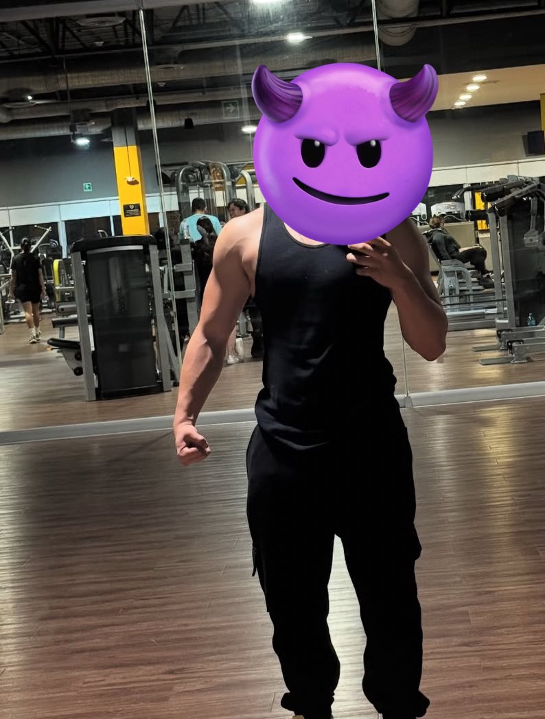 Alejandro tweet media