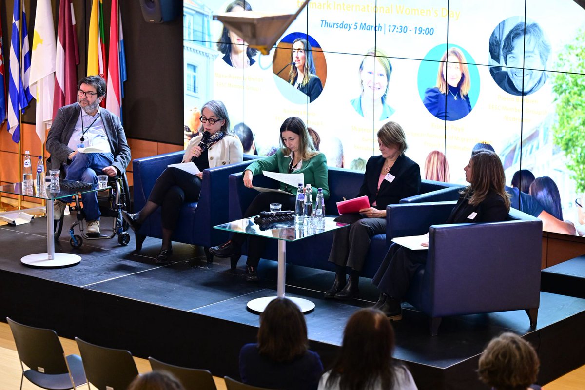 EESC PRESS tweet media