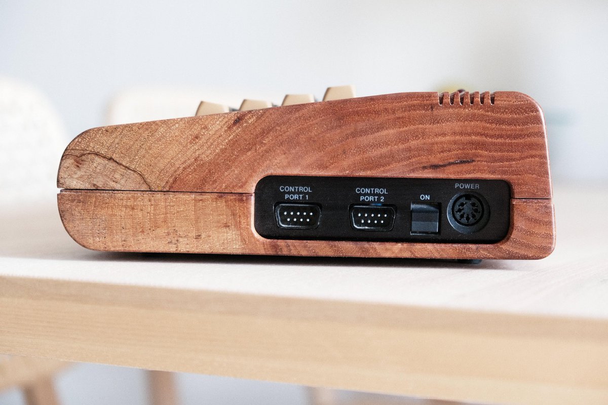 CommodoreBlog tweet media