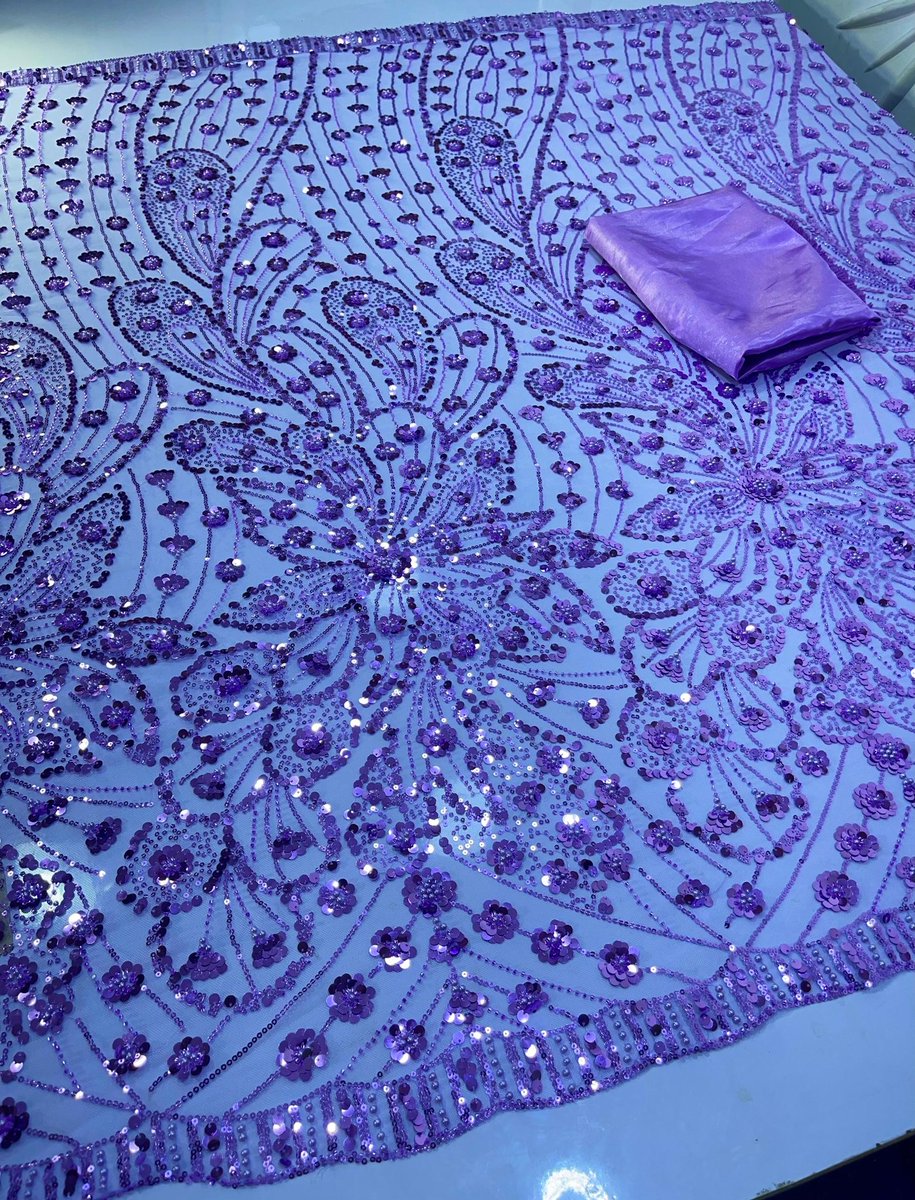 Tolahub's tweet photo. Lace 

Price Tag: ₦60,000  (5yards)

Location: Ibadan

Nationwide delivery

Kindly send a DM or click on the link in our bio to place your order. https://t.co/6eWJDOU6PX