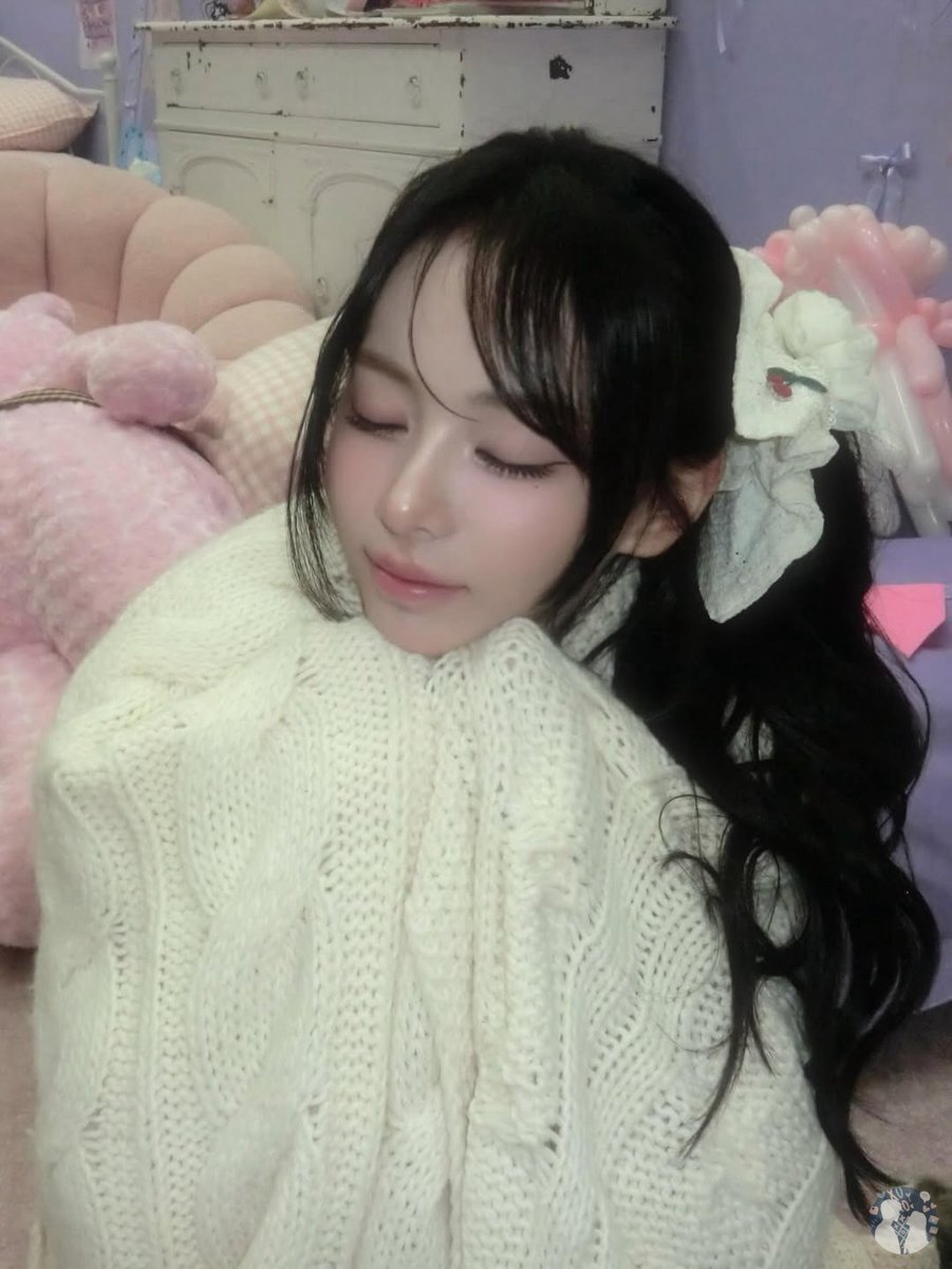 𝗦𝗘𝗡𝗦𝗢𝗥 𝗡𝗔𝗠𝗔!! 𝗡𝗢 🚢 𝗠𝗜𝗡𝗢𝗥! tweet media