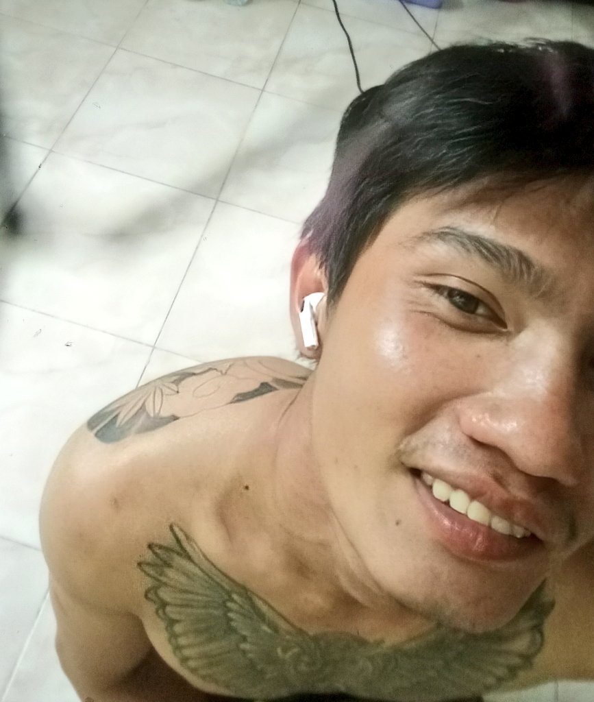 Champ Chinnawat tweet media