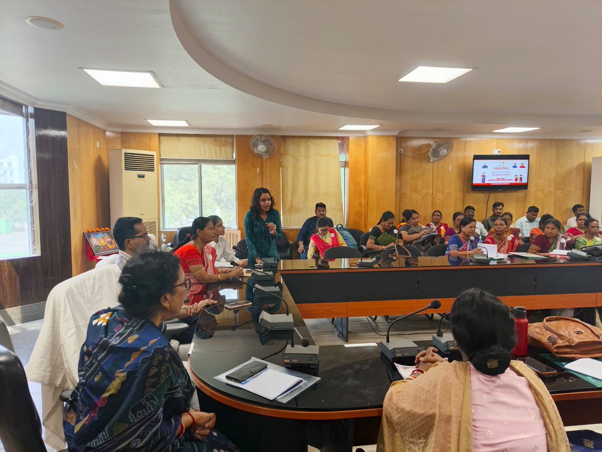 angul_dm's tweet photo. District level work shop  on suposit Odisha Mission has been organised at zilla parisada conference hall Angul in the presence of ADMs,  DSWO,  CDPOs,  Supervisors, Poshan DC BC and AWWs of each Block  participate in the workshop.
@CMO_Odisha 
@IPR_Odisha 
@WCDOdisha https://t.co/J0i5jKZ1Co