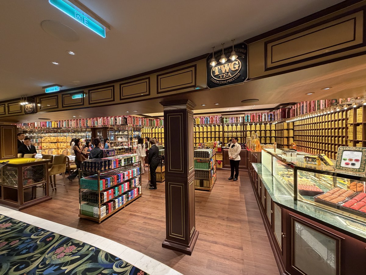 TWG TEA Belle’sTeaBox ディズニークルーズ アドベンチャー号 DISNEY CRUISE ADVENTURE EXCLUSIVE TWG TEA 🚢 Spotted something