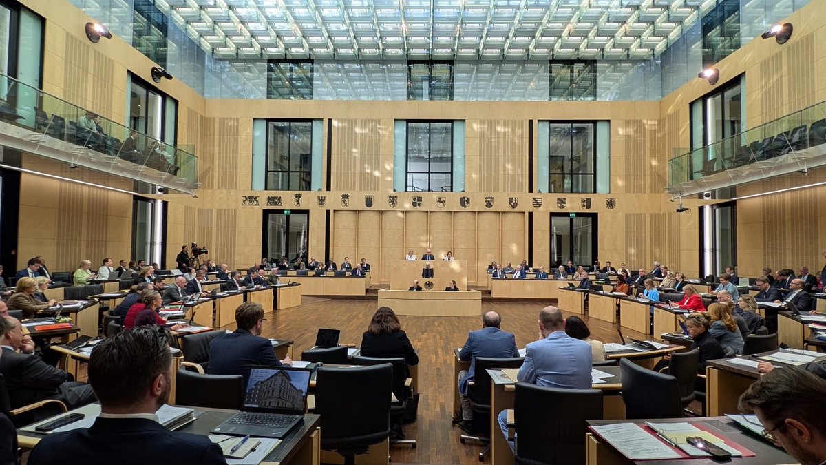 Senatsverwaltung für Inneres und Sport tweet media