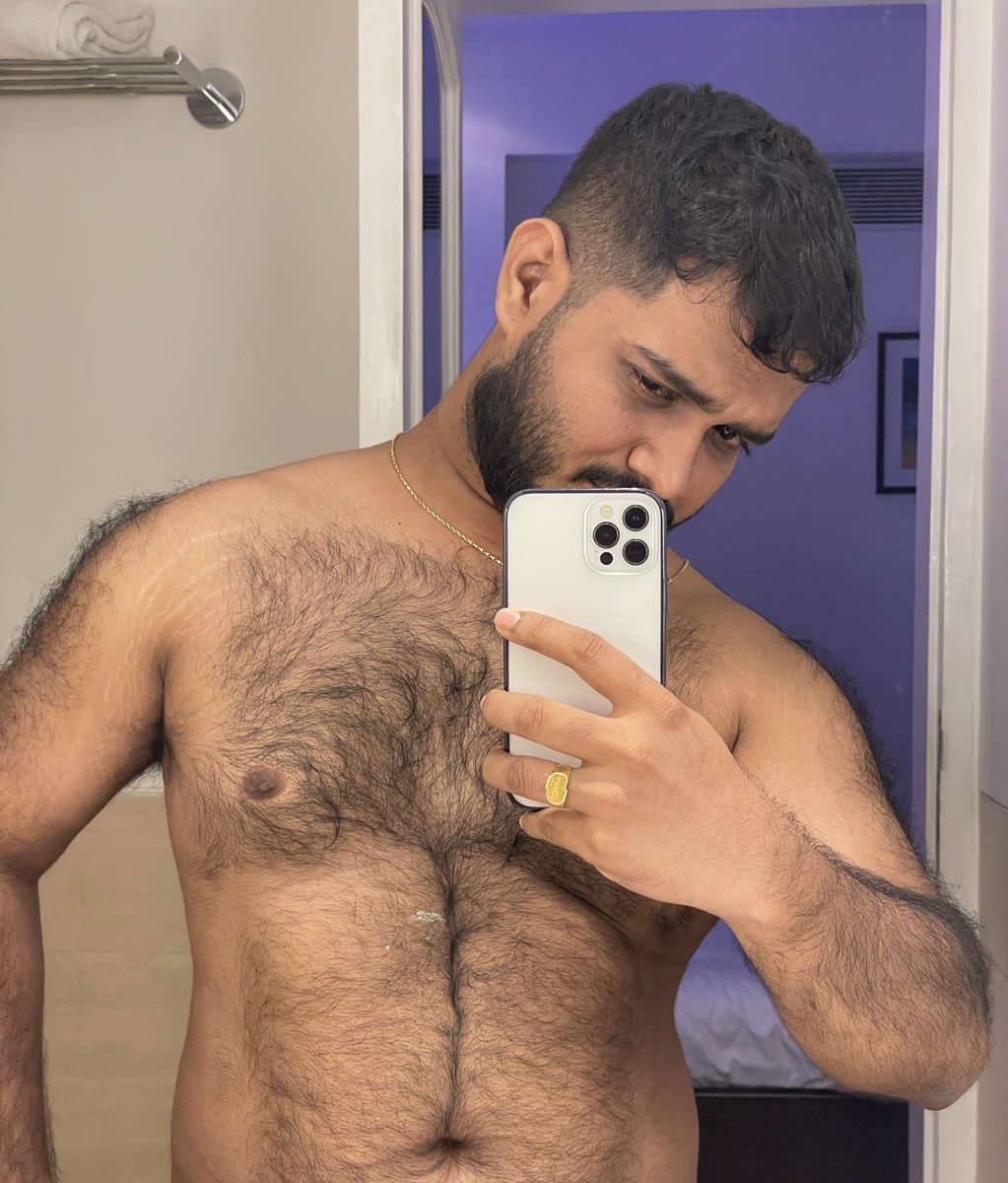 ArjunSudhamol's tweet photo. When yourโe getting fit!
#tramsformation #fattofit #desimen #mallumen https://t.co/5WYaADEiO1