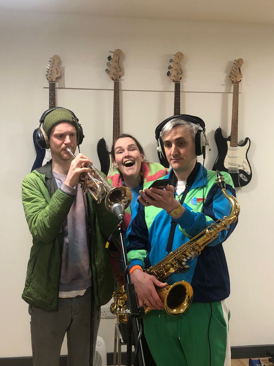 Platform Glasgow tweet media