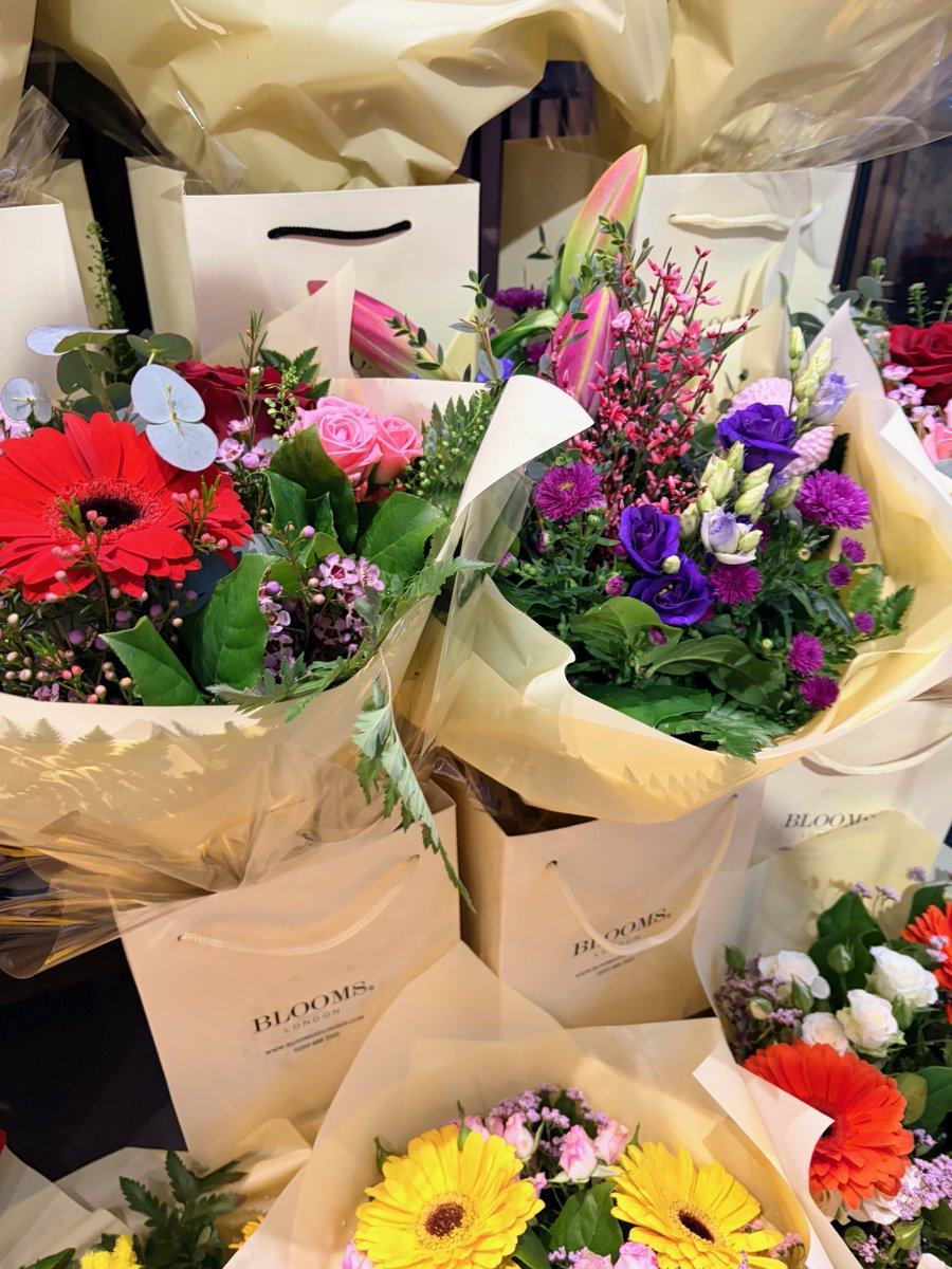 Putney Exchange Shopping Centre tweet media