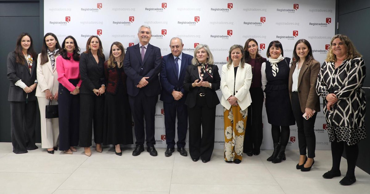 Lorenzo Cotino Hueso tweet media