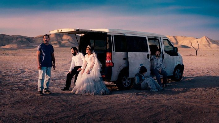 ManuMurdine's tweet photo. Un simple accidente (Jafar Panahi, 2025) Interesante drama, construido en forma de comedia para retratar un contexto tan duro de una manera digerible. Ficción con toques políticos. Tiene desde escenas divertidas, hasta secuencia absolutamente escalofriantes.
#Oscars2026 https://t.co/rSF61nZIMd