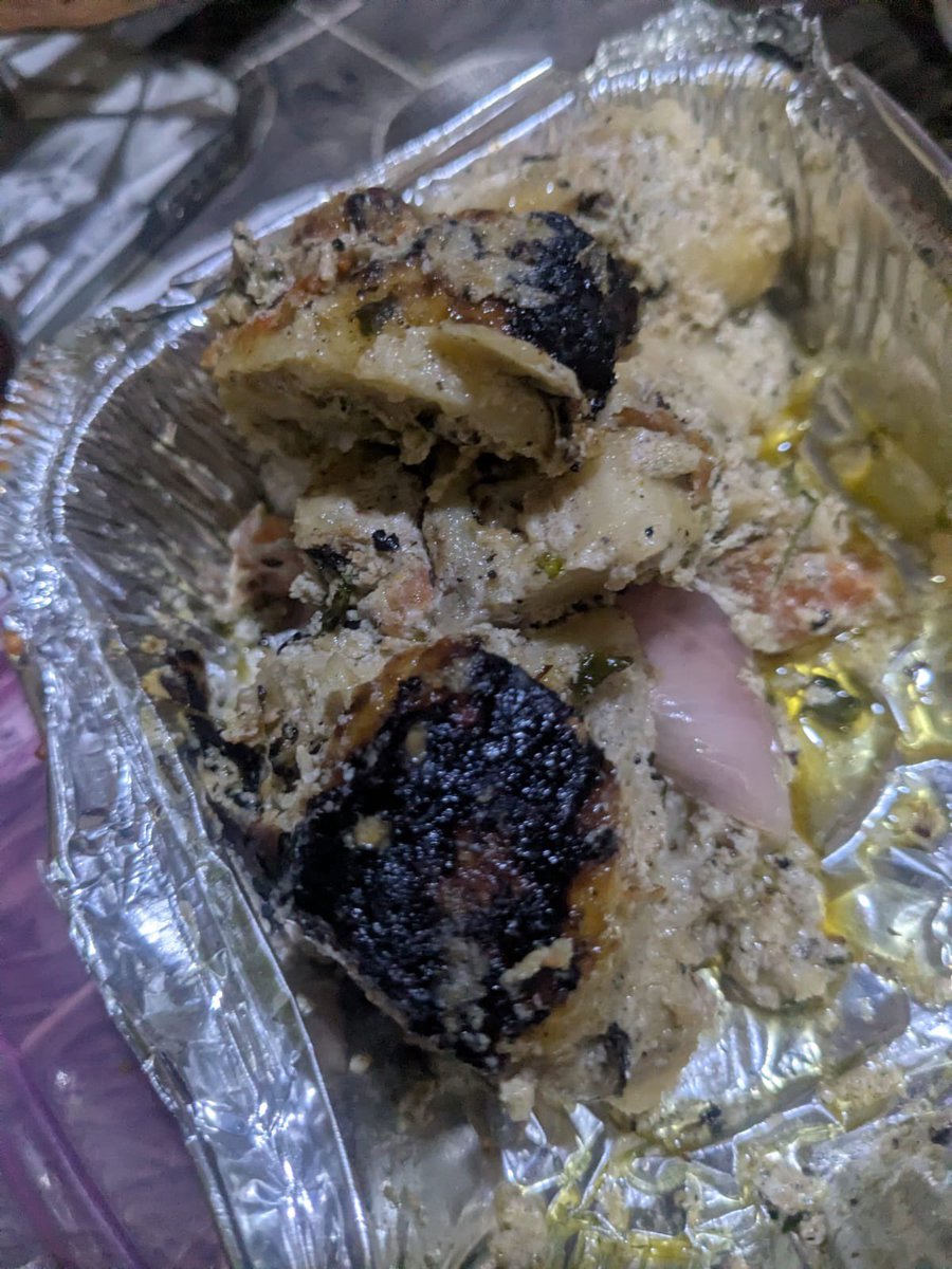 boringakshat's tweet photo. Hello @Swiggy ordered chaap yesterday but this is what I received and the support team has nothing to say all they told is that feedback has been provided. What should I do with this wasted food and feedback? https://t.co/auh4WJv1I8
