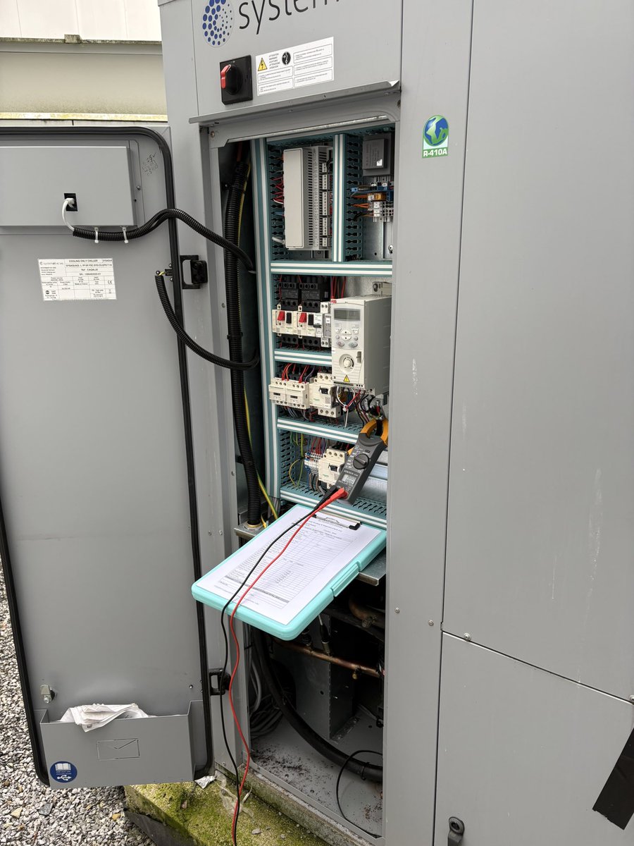 Adrian Jones 🏴󠁧󠁢󠁷󠁬󠁳󠁿🇺🇦 tweet media