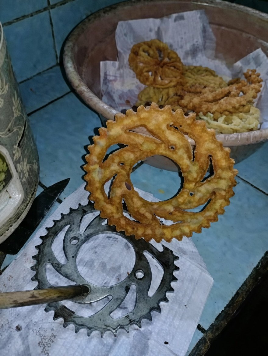 umi rosdiah tweet media