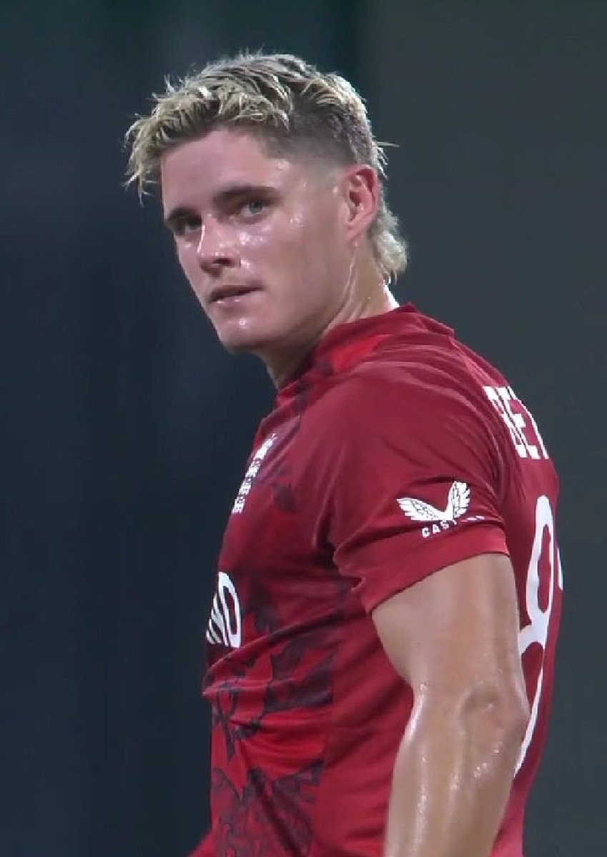 𝗦𝗮𝗿𝗶𝗺 tweet media