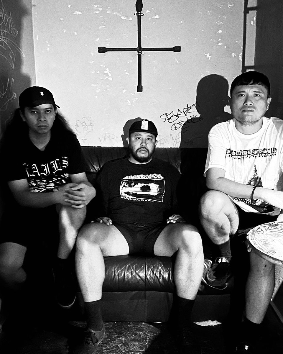 KANDARIVAS tweet media