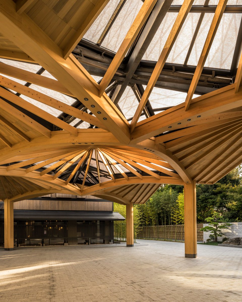 Four Seasons Hotel Kyoto tweet media