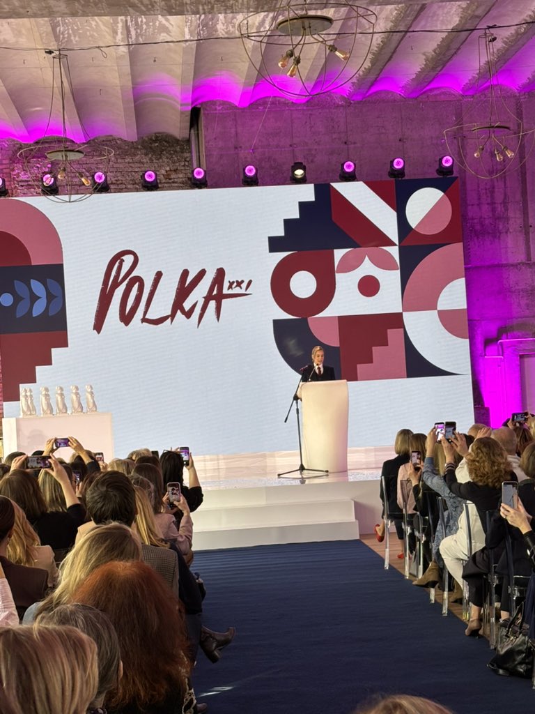 ArkadyRzegocki's tweet photo. A great start to this year’s Polka XXI! ✨

First, First Lady of Poland Marta Nawrocka, followed by Lady Carnarvon from Highclere Castle (Downton Abbey). Inspiring conversations from the very beginning.

#PolkaXXI #WomenInLeadership #DowntonAbbey #OpenDiplomacy https://t.co/fbG3fOJ1k8