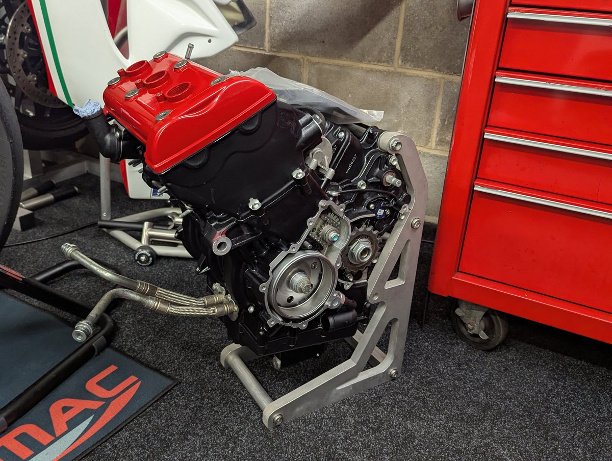 Daz Perry tweet media