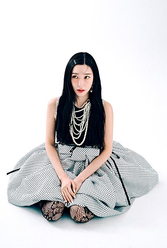 Kr_Pics's tweet photo. Tiffany Young ♡ SNSD
// Harper’s Bazaar Korea March 2023 // https://t.co/xlDt3XbMwO