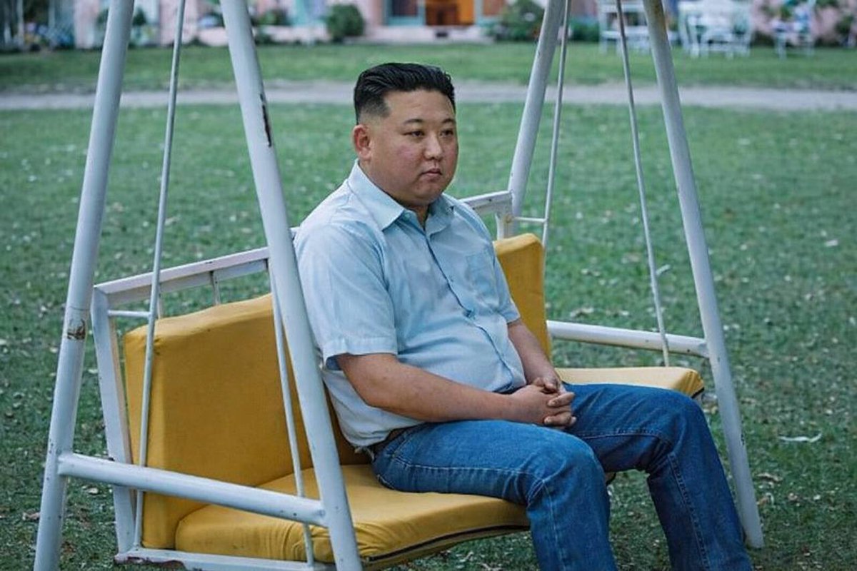 Bojackcoin_sol's tweet photo. POV: Kim Jong-un is waiting for a piece of a missile to land on his territory so he can destroy the entire planet.
#KimJongUn https://t.co/lbvUemuK78
