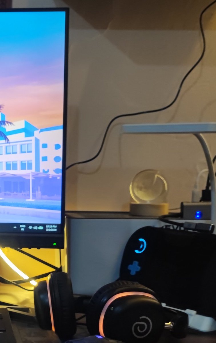 Tech70577006 tweet media