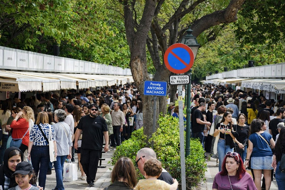 Servicios Editoriales a TU medida tweet media