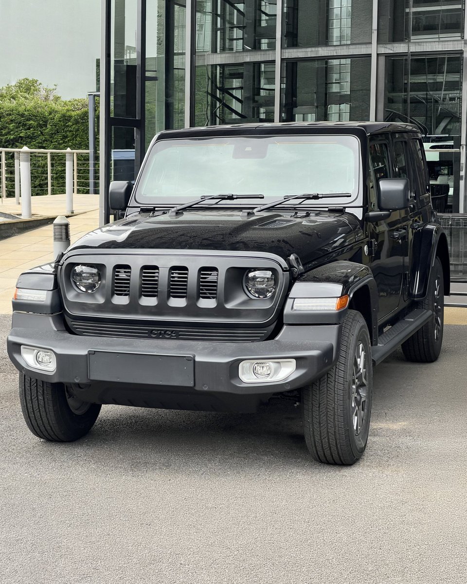 Kahn Design tweet media