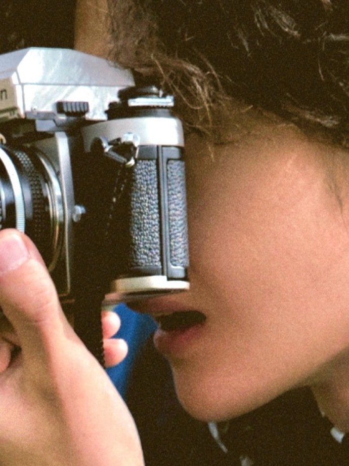 ปีนี้โชว์อะไร โชว์ก้ามปูเหรอ เอากล้ามหวังอี้ป๋อก็พอ แต่ไม่ได้กล้าม เอาวิชาปล่อยปากไปก่อน 

WangYibo at LOEWE PFW26 
#YIBOxLOEWEFallWinter26