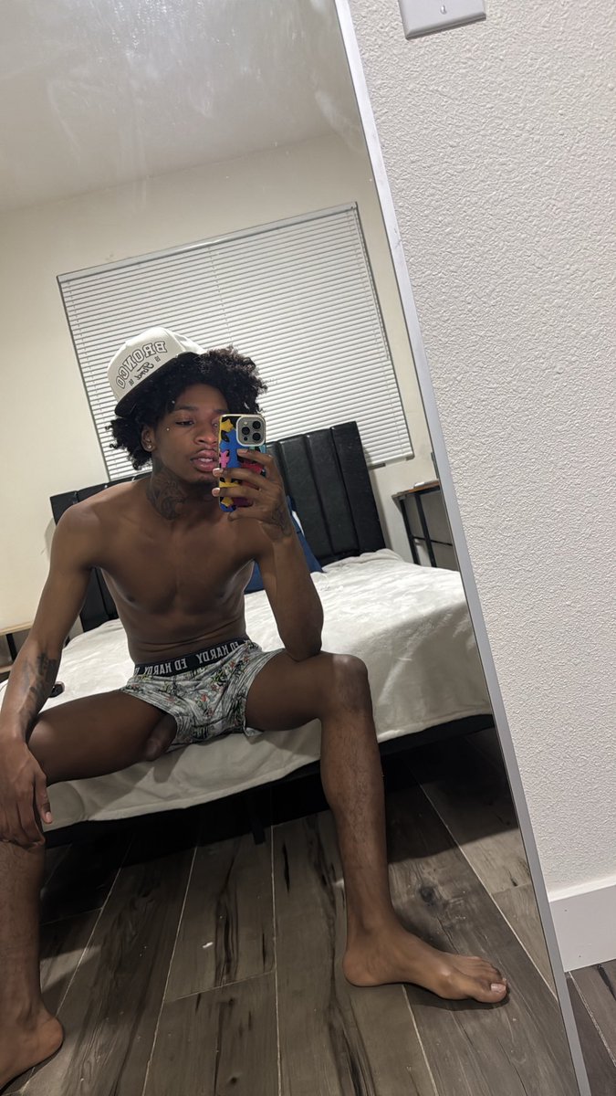 zay tweet media
