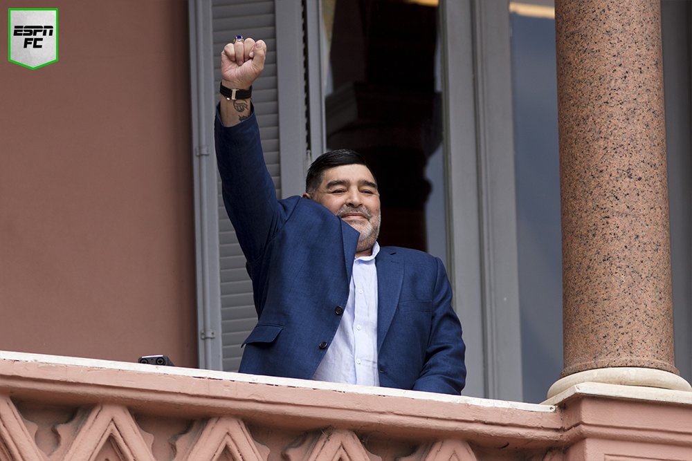 “Entelektüel sayılmazdı ama kalbi hep ezilenden yana atardı” ne güzel bir Maradona tanımı…