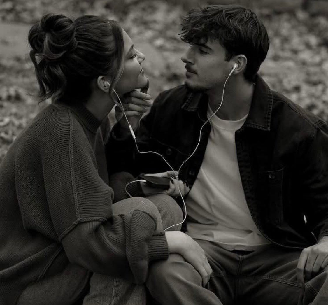 soleillevantoff's tweet photo. Pas de séparation, pas de tromperie, pas mensonge. On parle, on se bat, on se pardonne, on s'aime et on finit notre vie ensemble 🥹❤️ https://t.co/r66XYfTC5Q