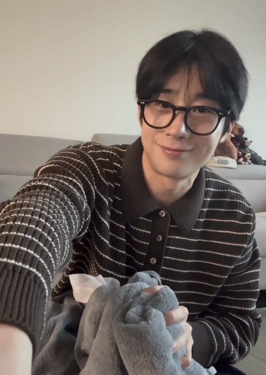 봄동이 승우를 효자로 만들고..
승우가 나를 효녀로 만들었..

#한승우