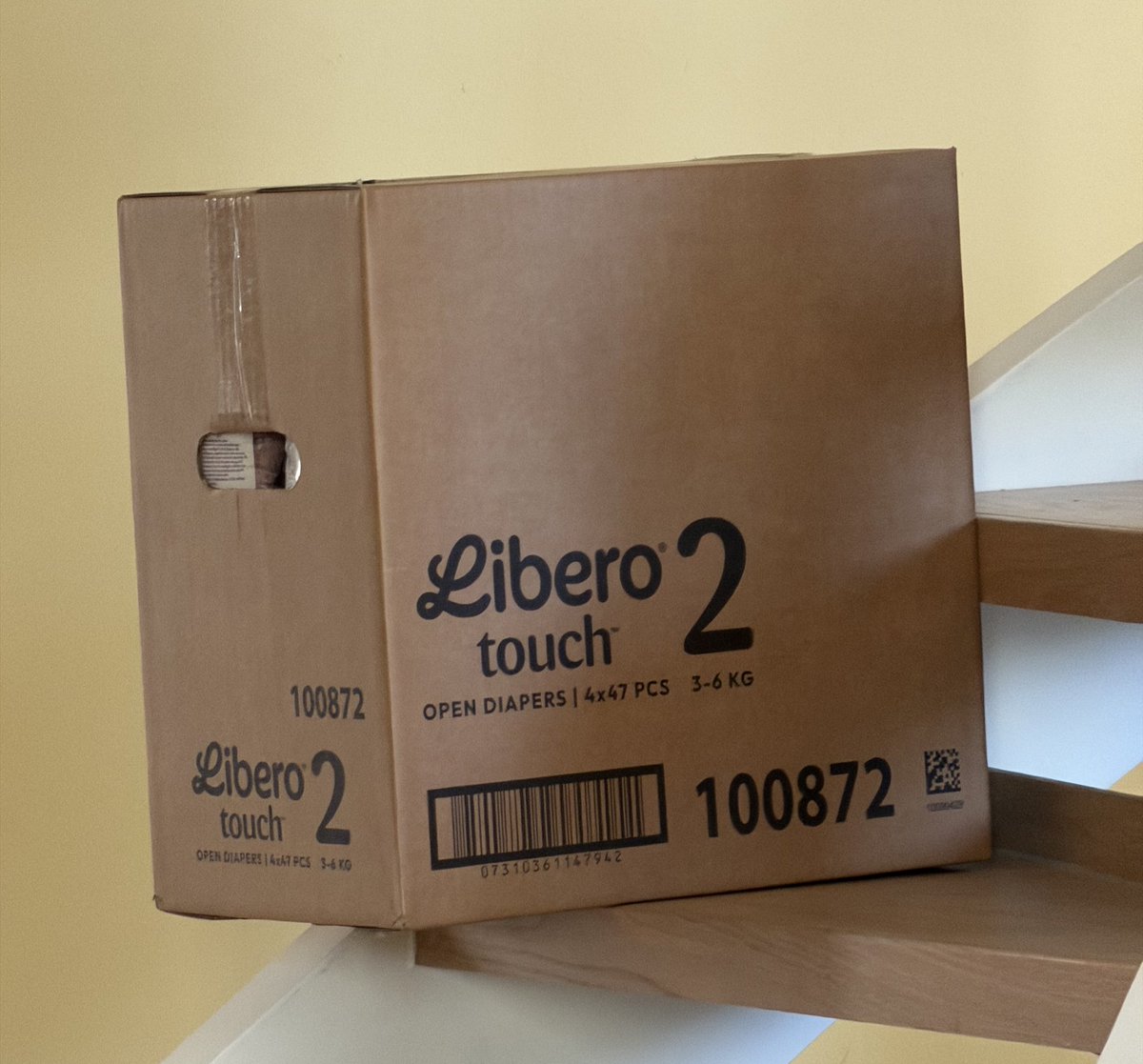 367 pañales por casi 57 euros 🙏🏻 Dios bendiga a mi amiga que trabaja en una multinacional y me los trae casi regalados 🍀🥹🫶🏻 vamos a ver cuánto nos duran dos cajas como esta 👶🏻