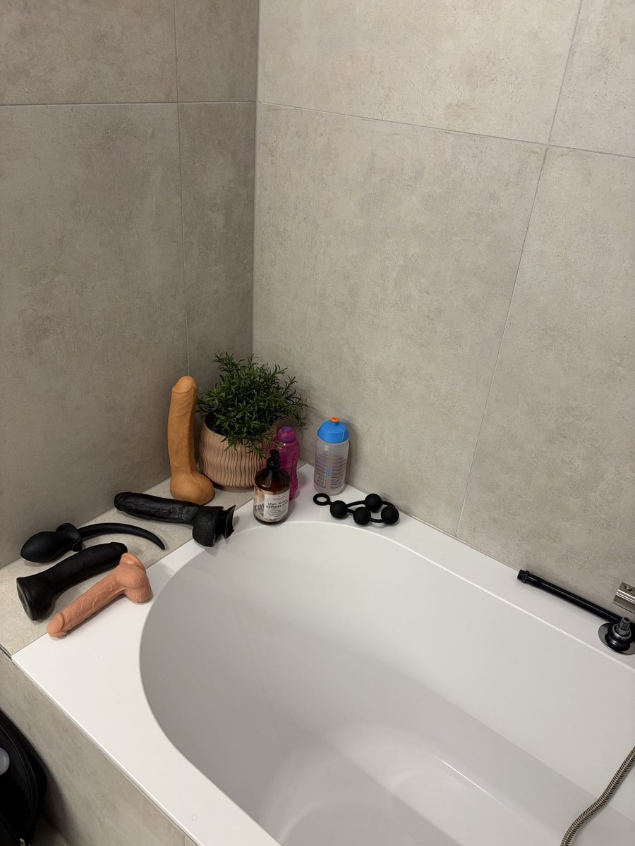 BOTTOP © tweet media