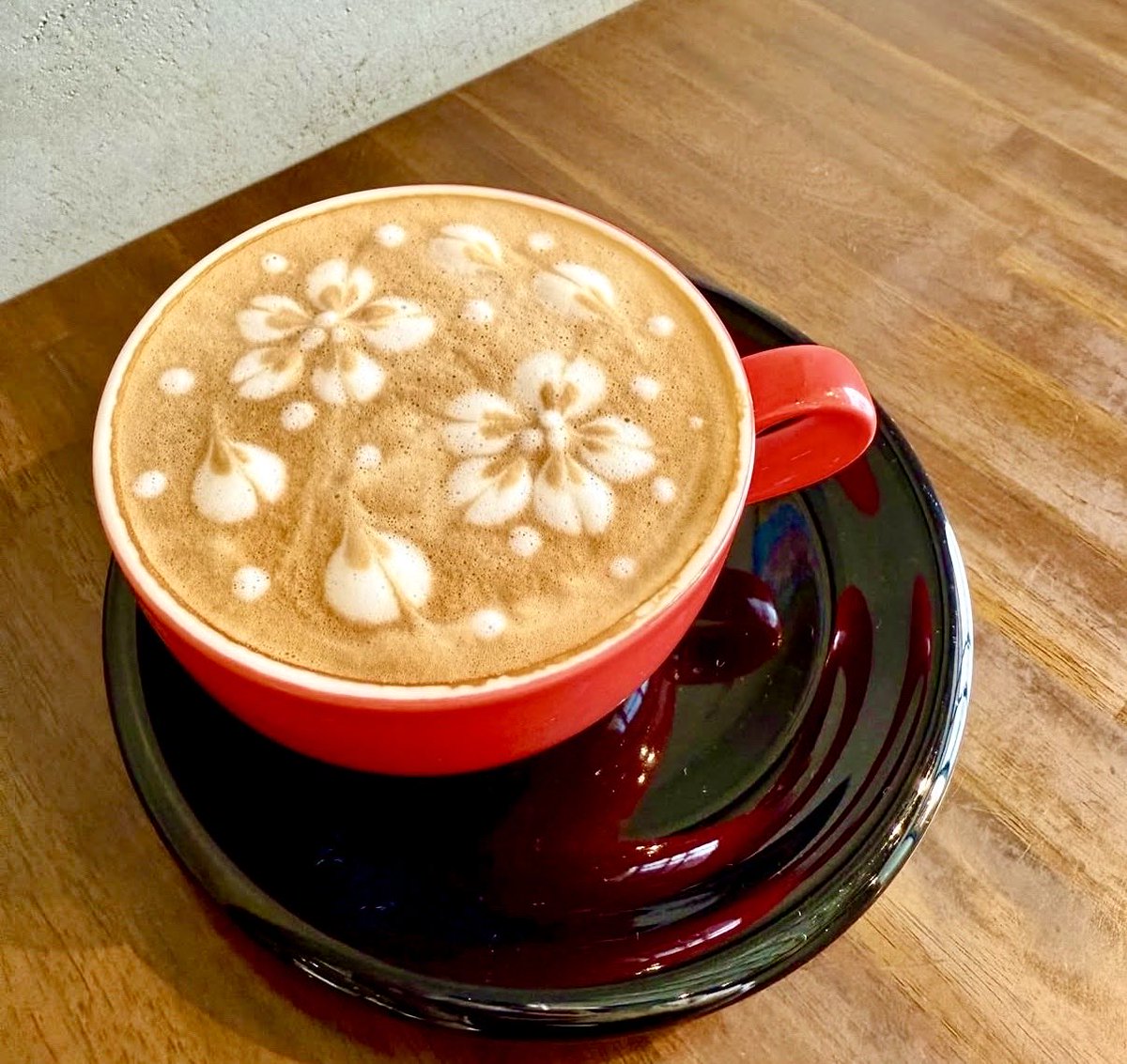 assista_tax's tweet image. 桜のラテアートにしました🌸

カフェ『and C』✨☕️

いつも素敵なラテアート
ありがとうございます🤎❤️

#千駄ヶ谷 #andC 
#ラテアート #桜 
#新しいプロフィール画像