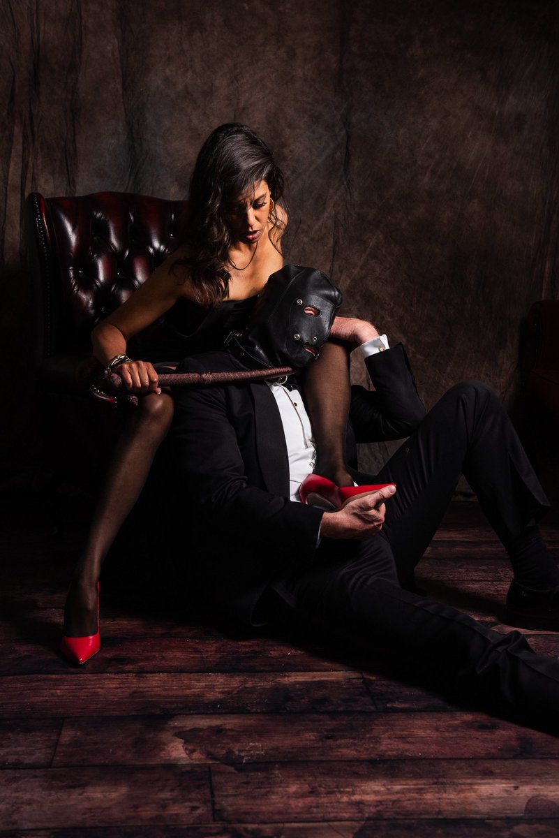 KLE Collective tweet media