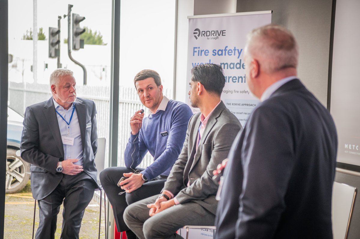 METCLOUD tweet media