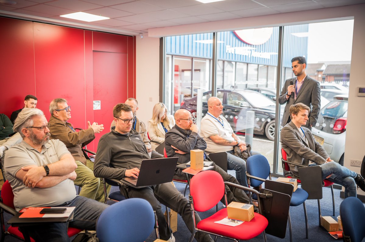 METCLOUD tweet media