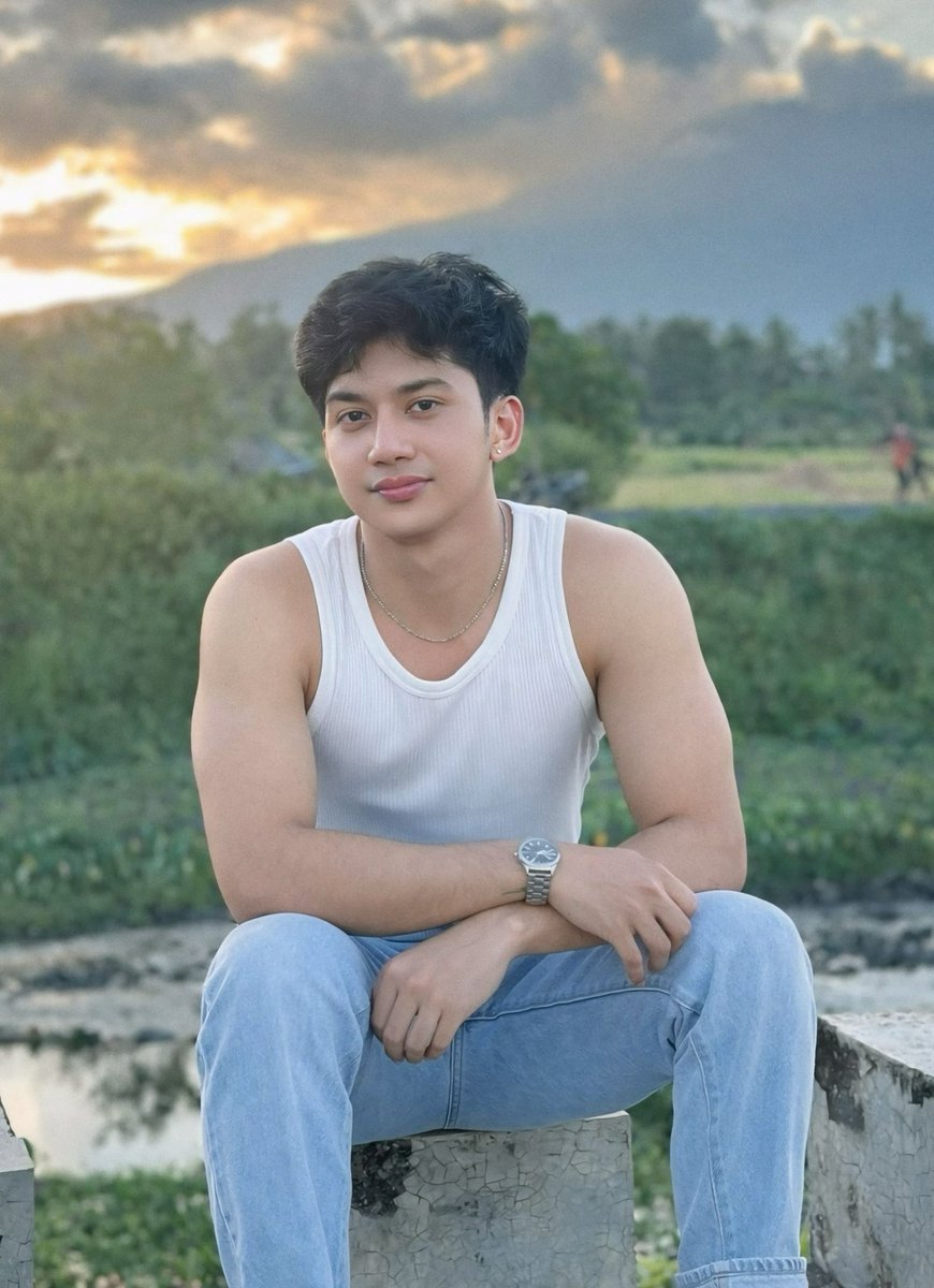 Lee Mark Alburo tweet media