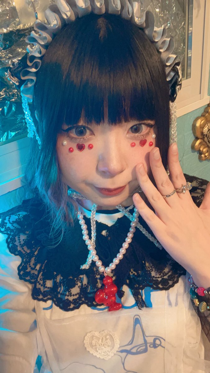ameda2025's tweet photo. ネックレスあります https://t.co/ZOJX57dMst