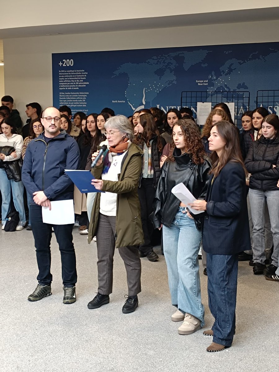 Universidad Deusto - Deustuko Unibertsitatea tweet media