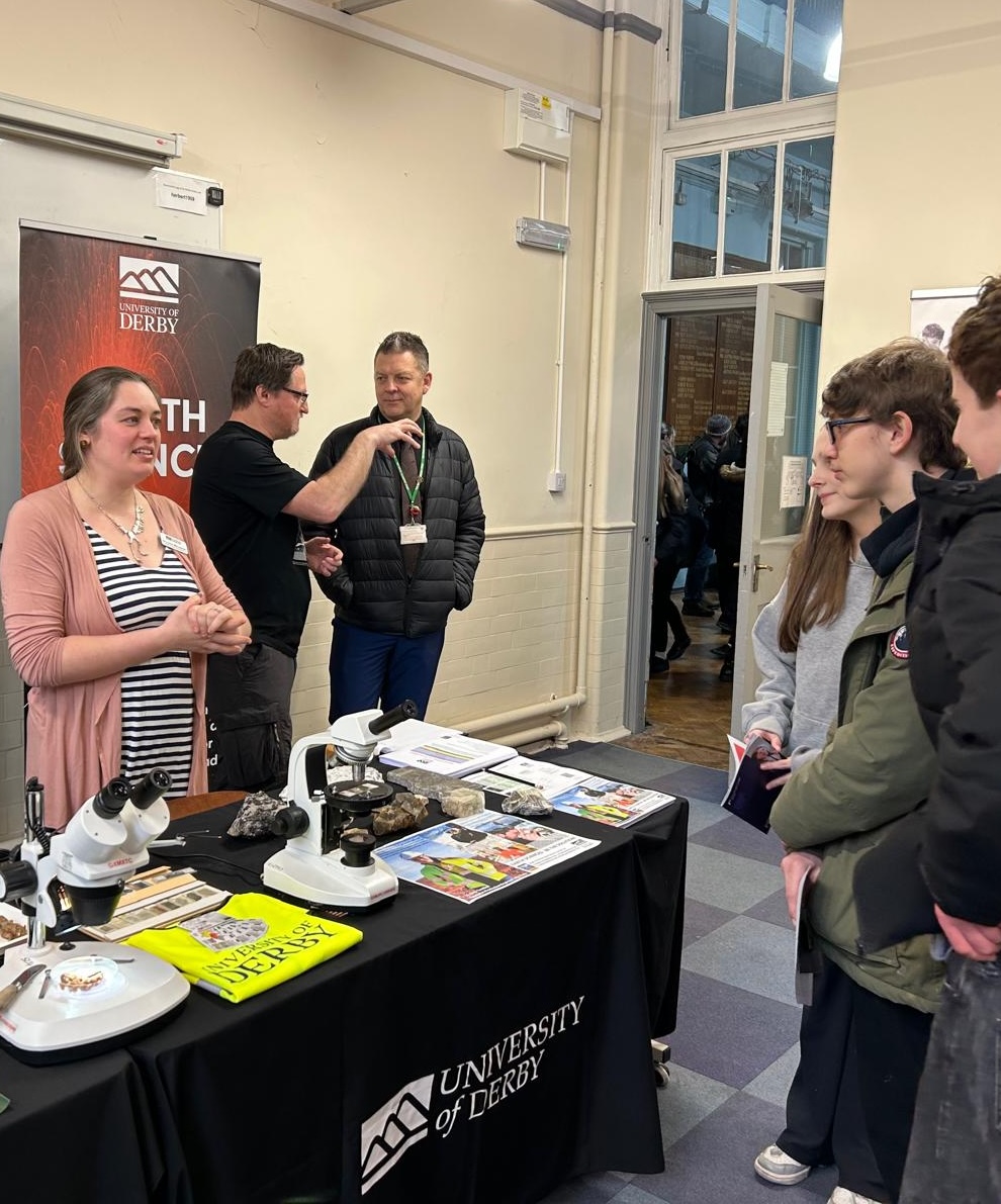 DerbyUniEarth tweet media