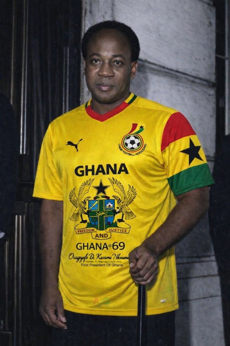askghmedia's tweet photo. Osagyefo Dr. Kwame Nkrumah 🇬🇭✨ https://t.co/Xl889mf2IO