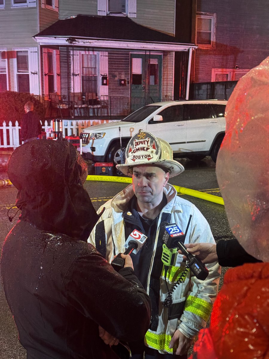 Boston Fire Dept. tweet media